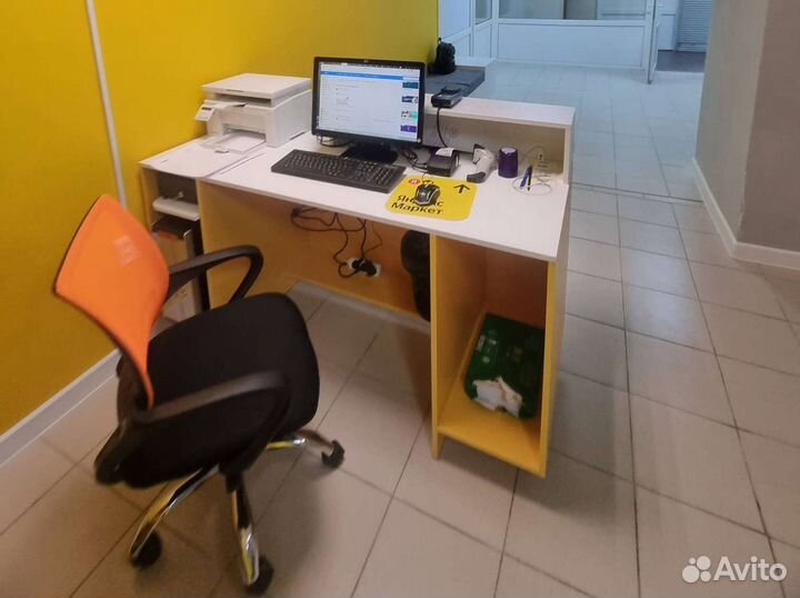 Оператор пункта выдачи заказов Яндекс.Маркет