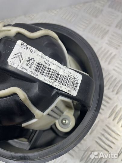 Моторчик печки Peugeot 308