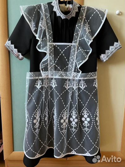 Школьный фартук