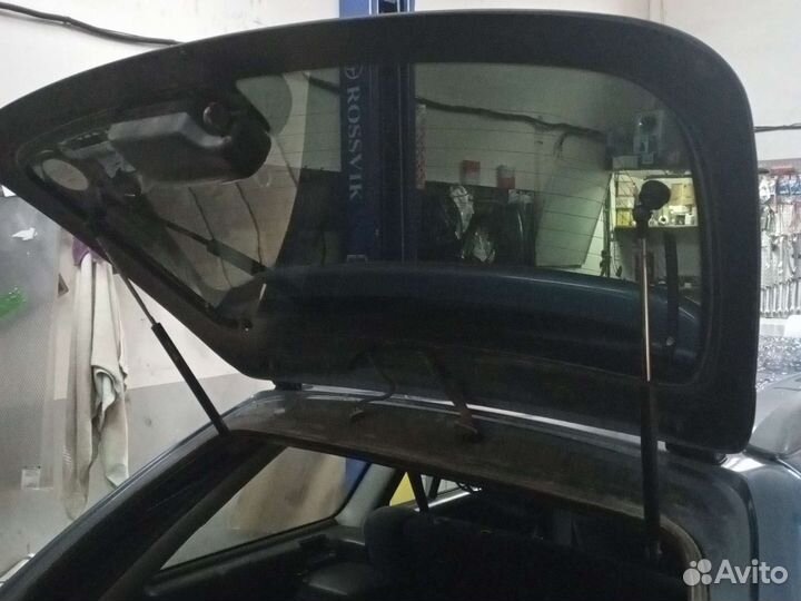 Стекло заднее Мазда капелла универсал GW