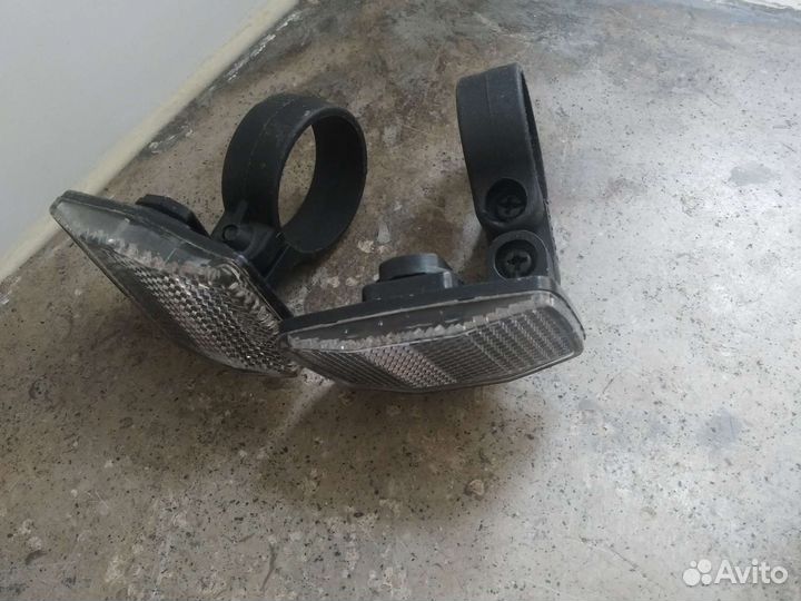 Отражатель катафот