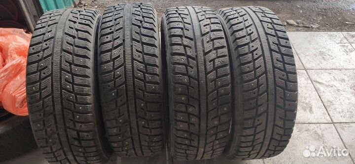 Kumho I'Zen KW22 195/55 R16 91T