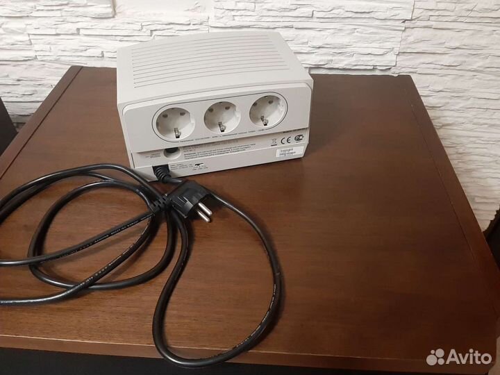 Стабилизатор напряжения APC Line-R 1200 BA