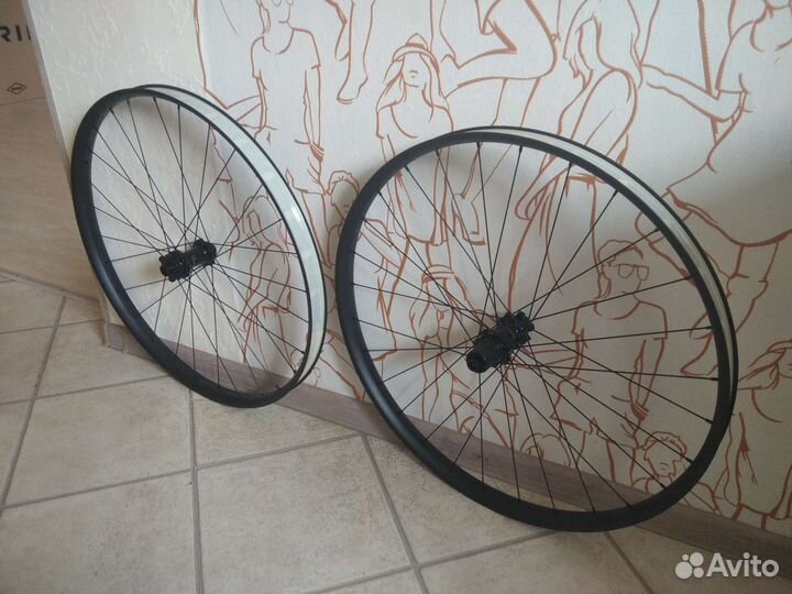 Колёса Easton ARC 45 29+, SunRingle Duroc 40 27.5+