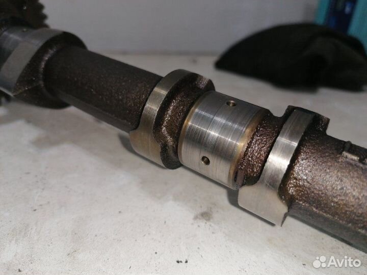 Распредвал выпускной левый Toyota Celsior UCF31