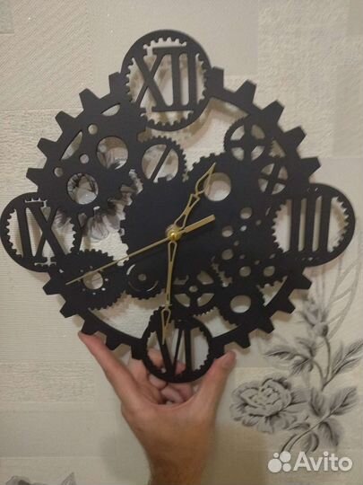 Часы настенные