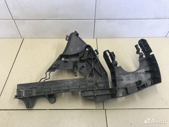 Кронштейн (сопут. товар) S40 2004-2012