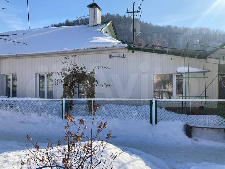 Дом 57 м² на участке 1,8 сот.