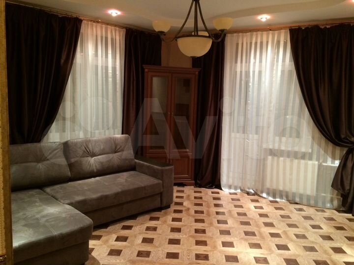 2-к. квартира, 55 м², 3/8 эт.