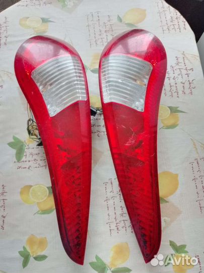 Фары здании kalina 1