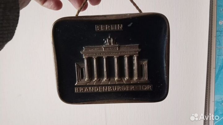 Табличка Berlin винтаж