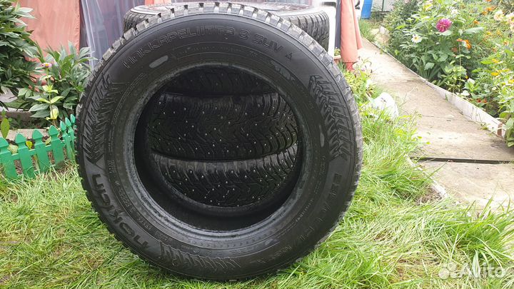 Nokian Tyres Hakkapeliitta 8 SUV 235/65 R17