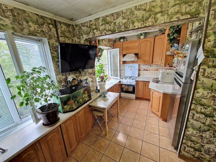 3-к. квартира, 60 м², 3/5 эт.