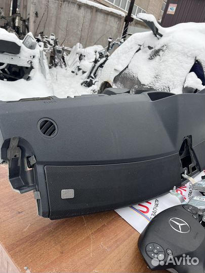 Система безопасности W212