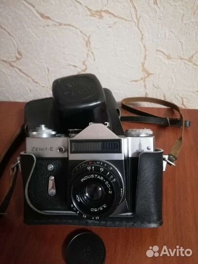 Плёночный фотоаппарат Зенит - Е