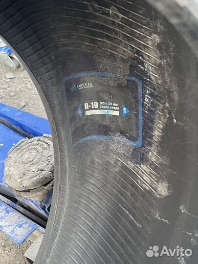 Davanti DX640 285/45 R19 107