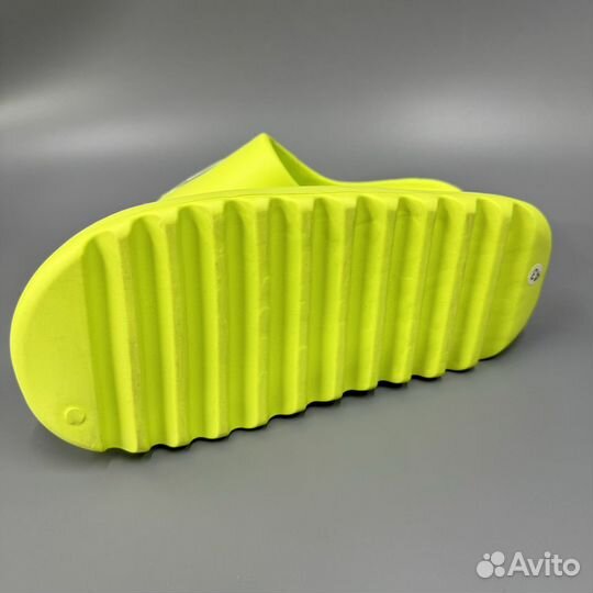 Adidas yeezy slide glow green GX6138