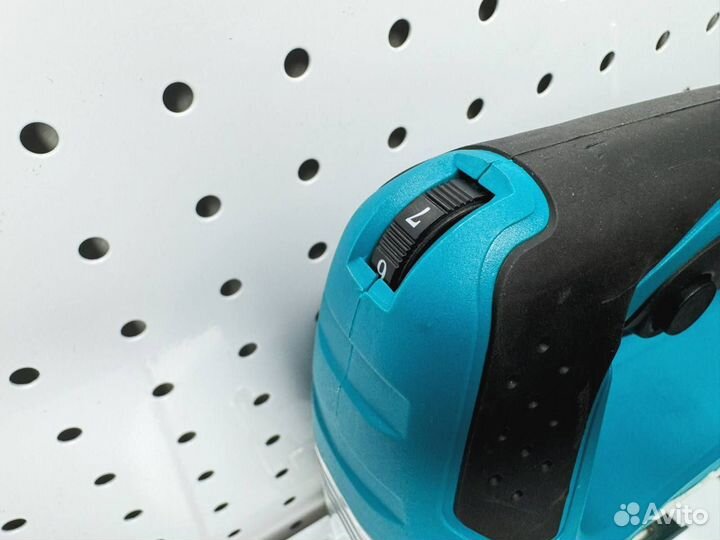 Лобзик Сетевой Makita 220V