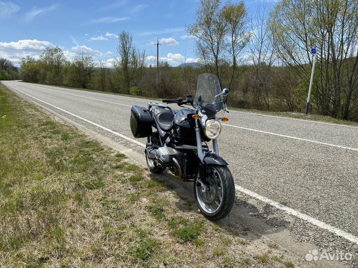 BMW R1200R