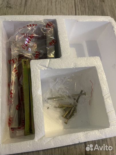 Дверная ручка