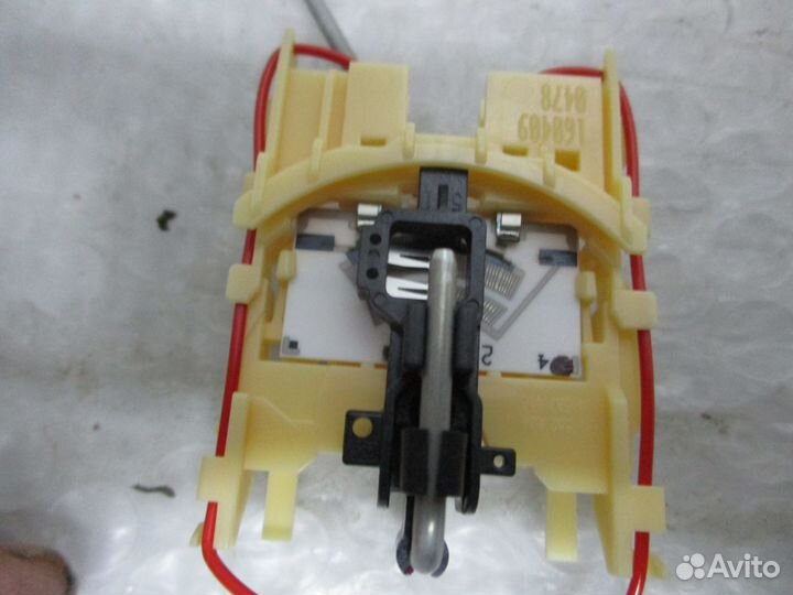 Датчик уровня топлива Астра G / Мазда 3 ll