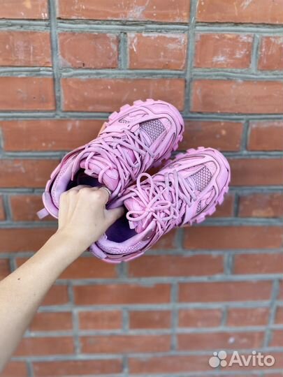 Balenciaga track 1 pink