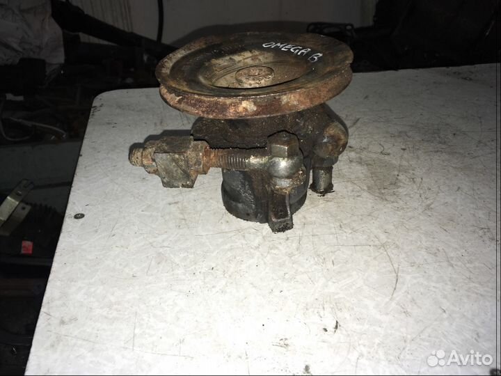 Насос гур Opel Vectra Omega A 26016947