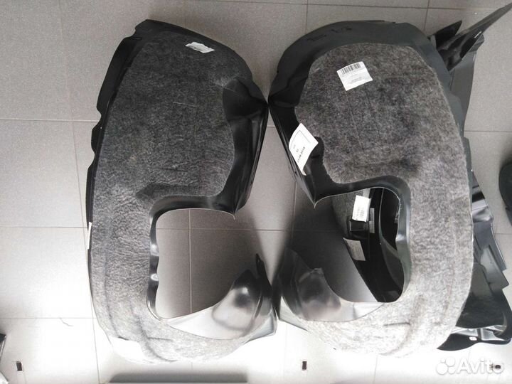 Подкрылки Rav4 40