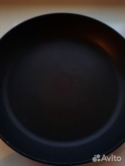 Сковорода Tefal 28см