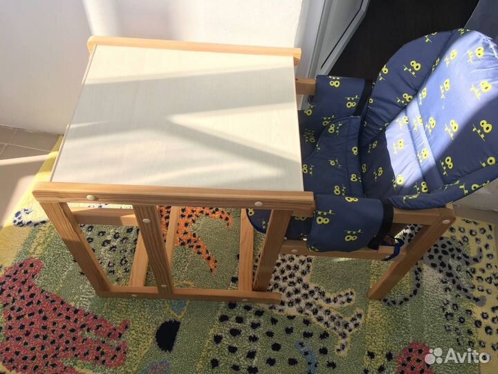 Детский стульчик для кормления деревянный