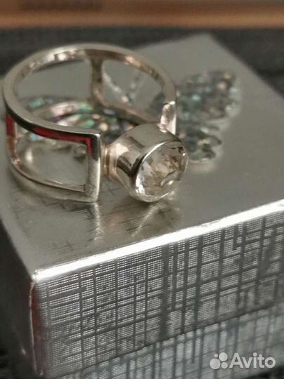 Серебряное кольцо