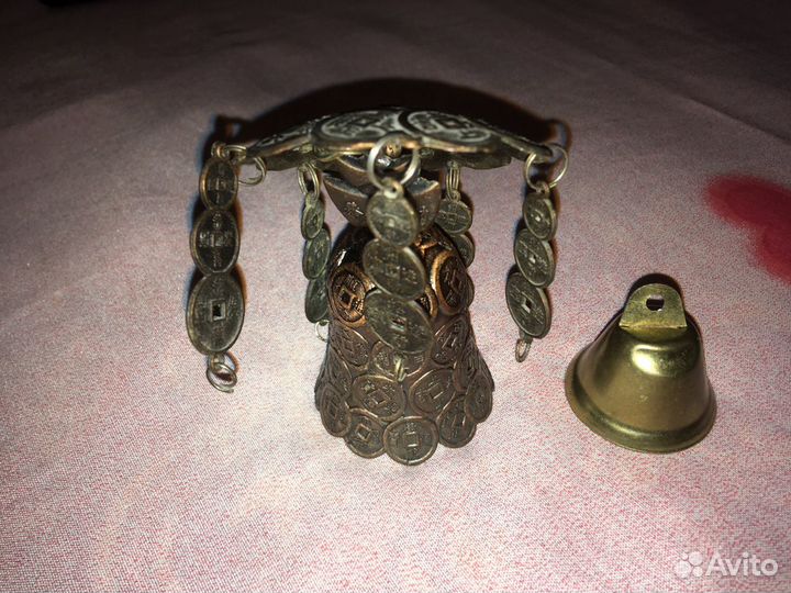 Настольные медали и колокольчики