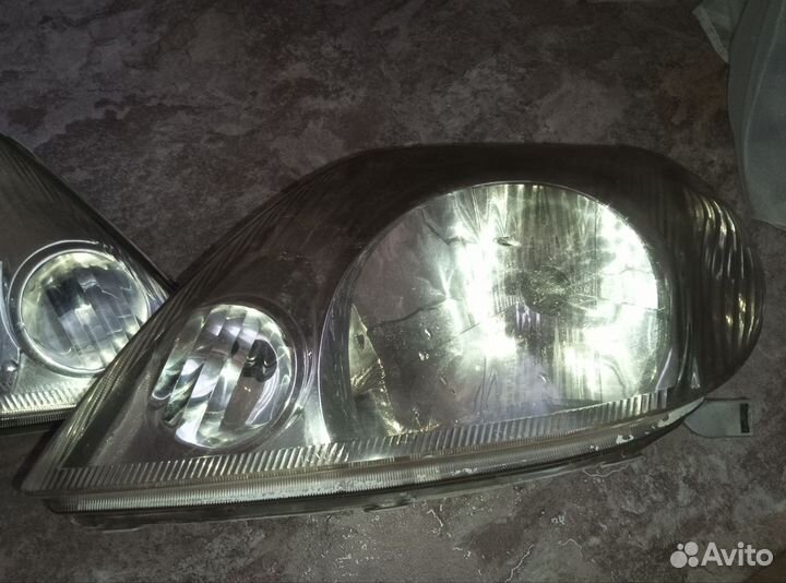 Оптика передняя toyota Corolla120