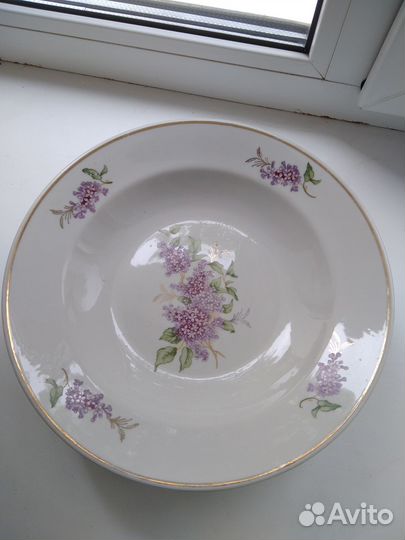 Глубокие суповые тарелки новые