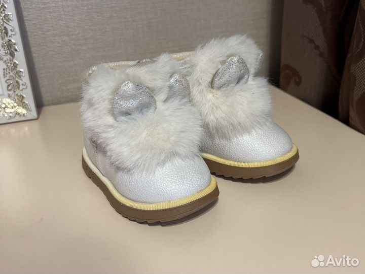 Сапожки для девочки