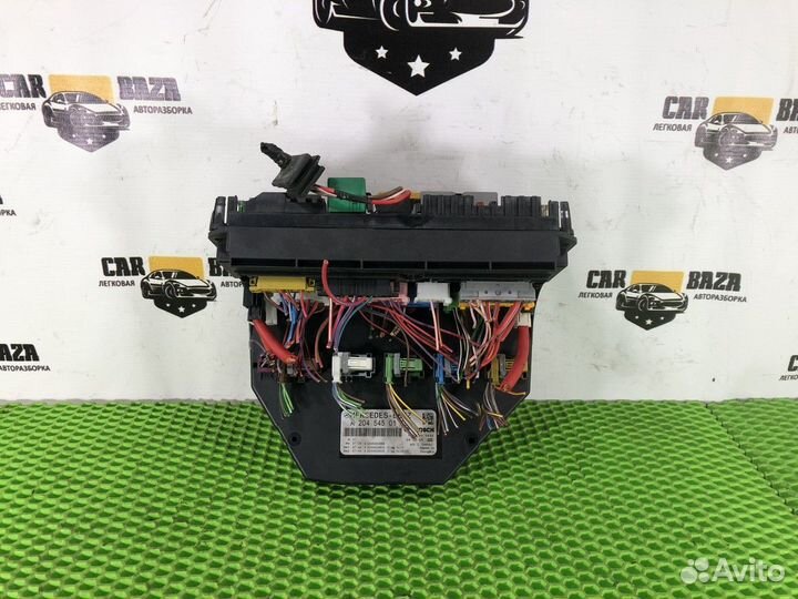 Блок предохранителей Mercedes-Benz C-class