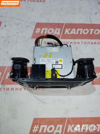 Магнитола Volkswagen Tiguan рест. 2014 5K0035190A