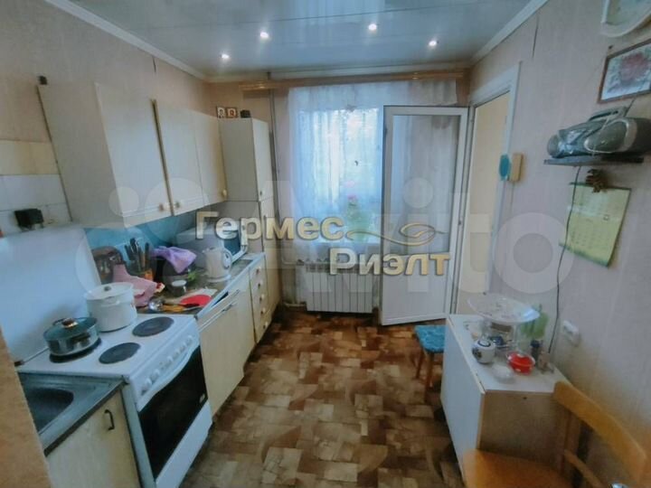 2-к. квартира, 55 м², 4/9 эт.