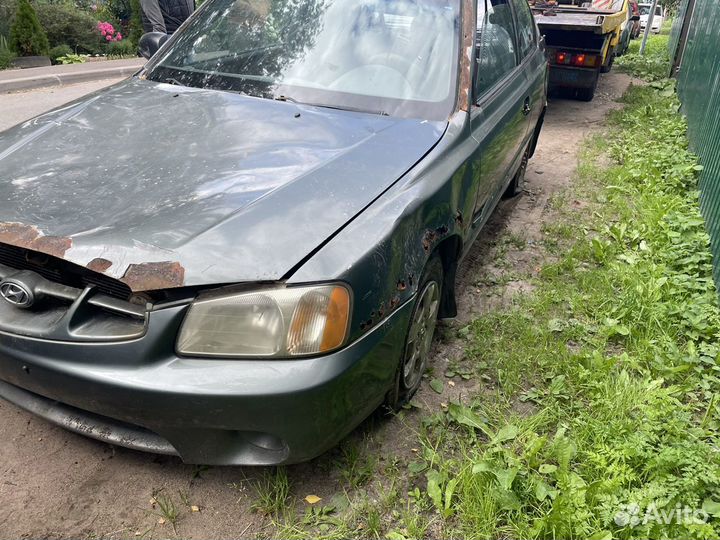 Hyundai accent 2002 в разбор