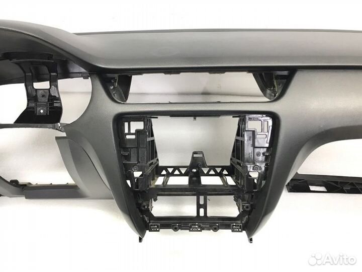 Торпедо Skoda Octavia 1.6 cwva 2018