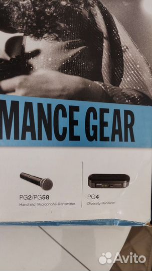 Профессиональный микрофон shure PG 58 с базой PG4