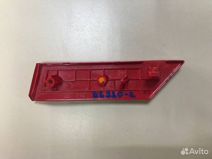 Светоотражатель в задний бампер левый