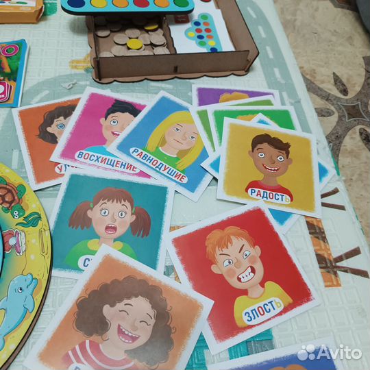 Развивающие игрушки пакетом
