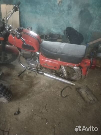 Продам мотоцикл восход 3м