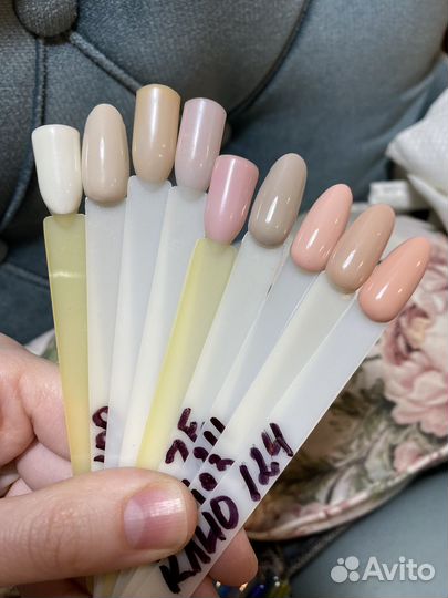 Гель-лак цветной