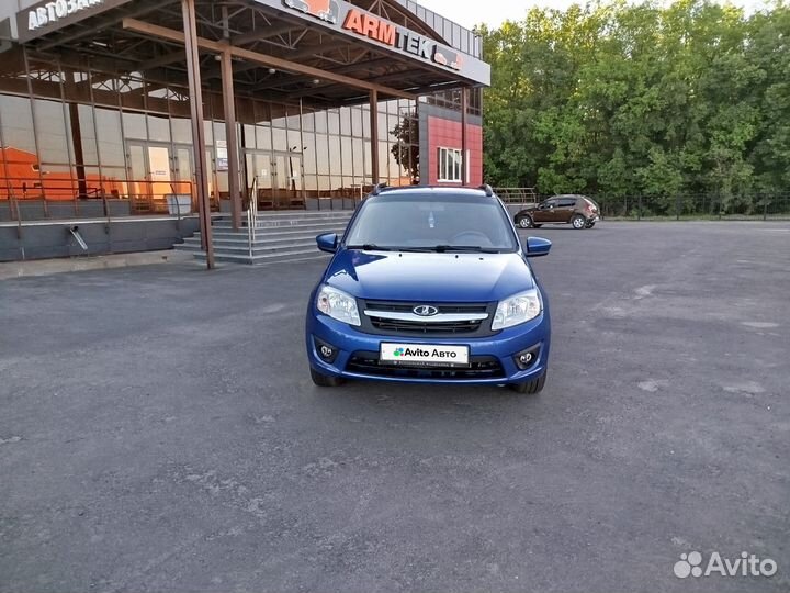 LADA Granta 1.6 МТ, 2018, 59 000 км