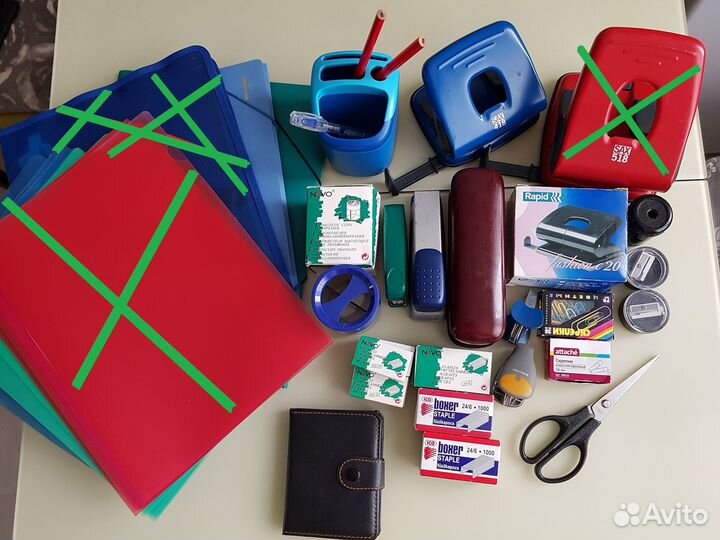 Канцтовары: папки, степлеры, дыроколы, ножницы