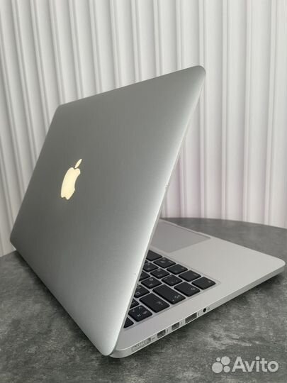 Apple MacBook Pro 13 A1502 512 гб