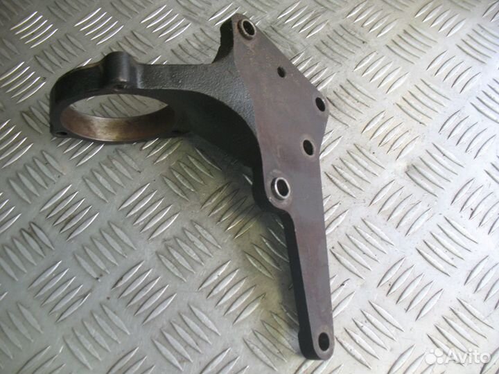 Кронштейн промежуточного вала Nissan X-Trail T30