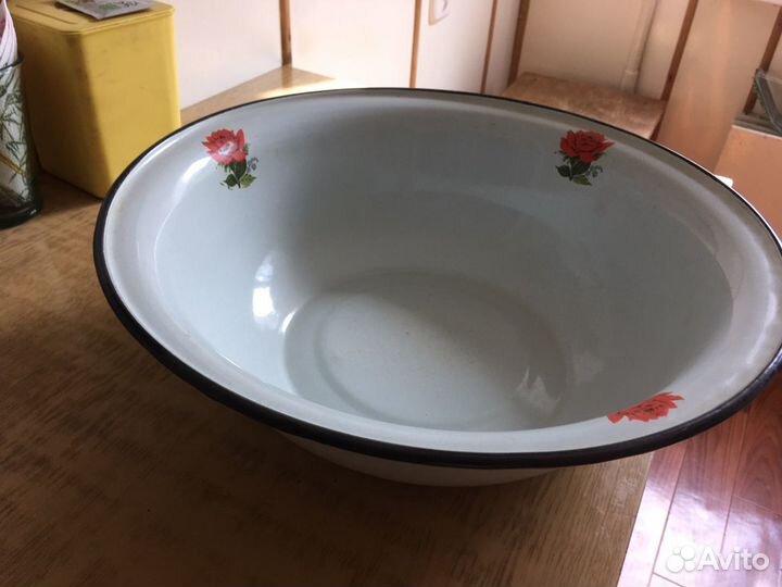 Таз эмалированный